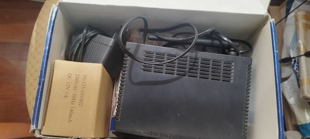 Kit ADSL Telefónica - Router inalámbrico