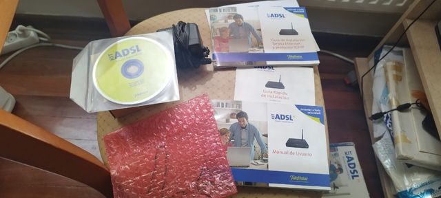Kit ADSL Telefónica - Router inalámbrico