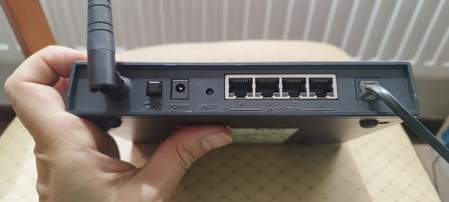 Kit ADSL Telefónica - Router inalámbrico