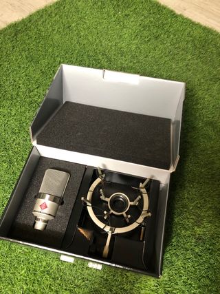Neumann TLM 102 Micrófono de estudio