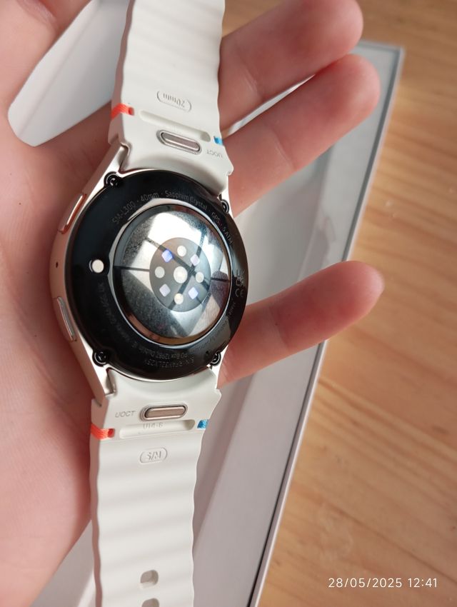 Samsung Galaxy Watch 7 - Crema