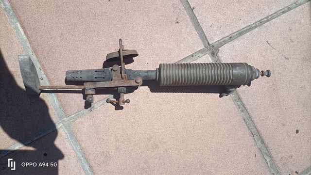 Soldador antiguo de bronce