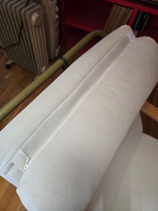 Sillón IKEA Poäng, beige y madera