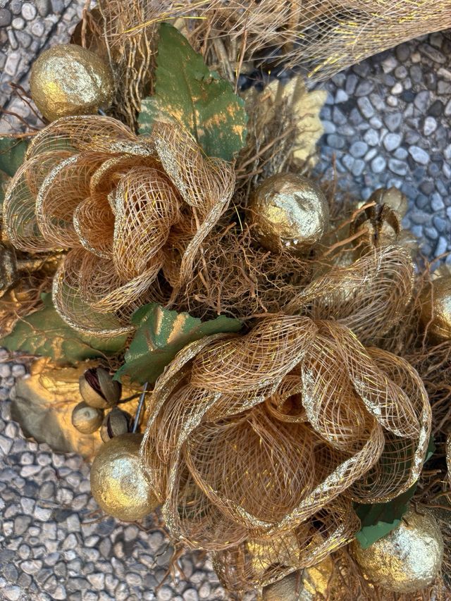 Ghirlande Natale dorate in vimini