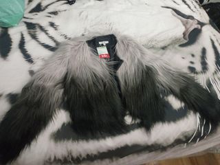 Chaqueta pelo gris-negro, talla L