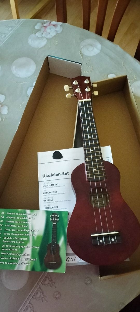 Ukelele nuevo a estrenar
