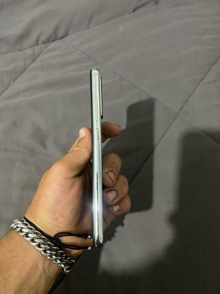 Xiaomi Redmi - móvil azul y blanco