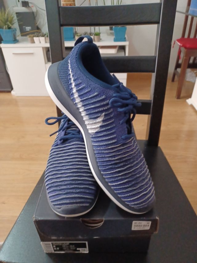 Nike Roshe Run - Azul marino - Como nuevas