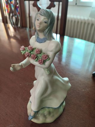 Figura porcelana