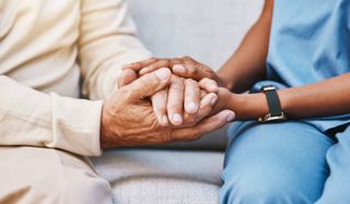 Cuidadora personas mayores - Aux. Enfermeria