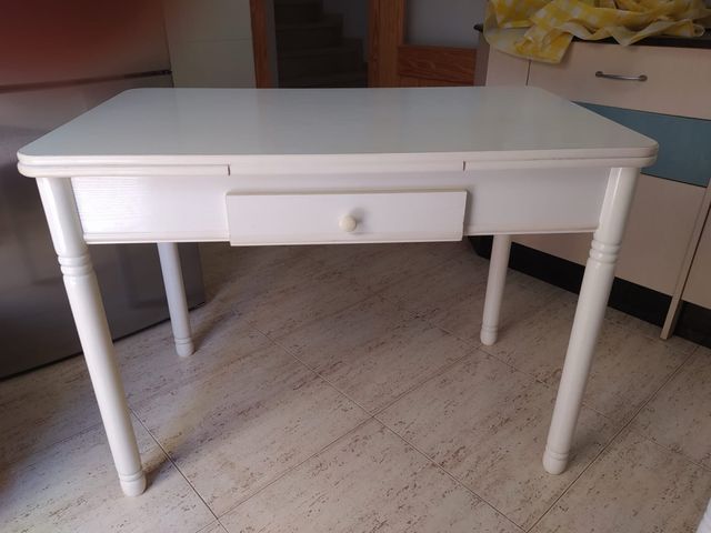 Mesa cocina blanca masera con 6 sillas