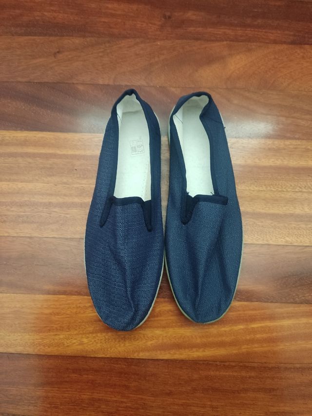 Zapatillas azul marino - Talla 48