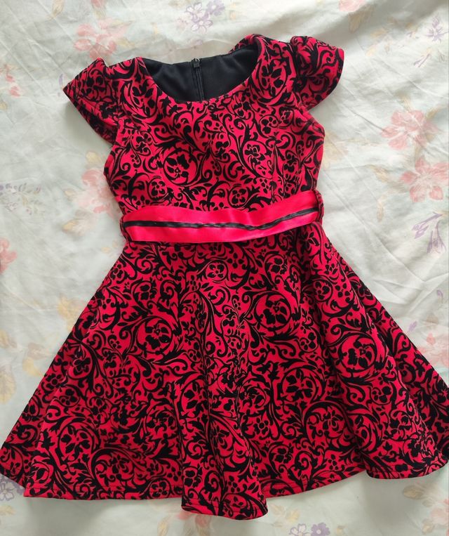 Vestido niña rojo y negro