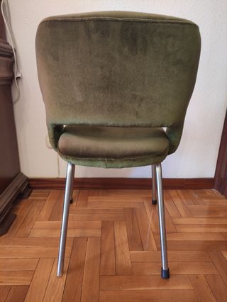 Silla vintage verde oliva años 70