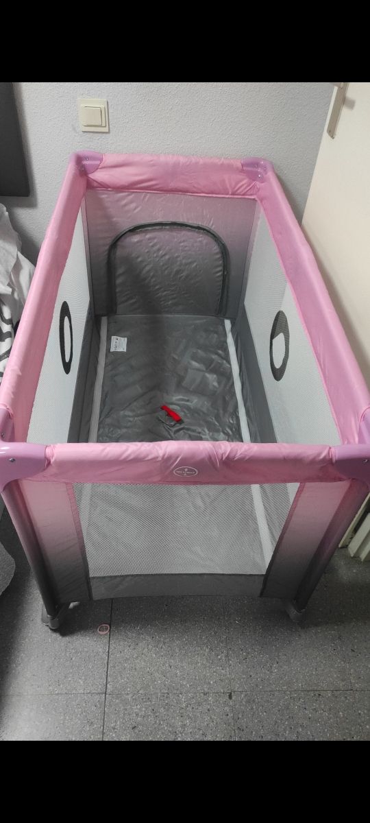 Cuna de viaje rosa bebé