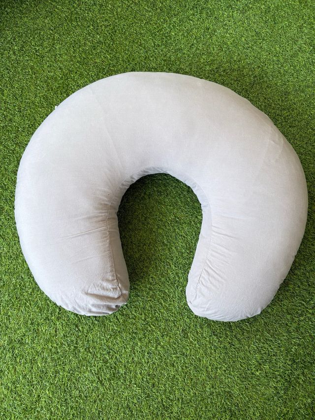 Cojín lactancia gris - 60x50x18cm