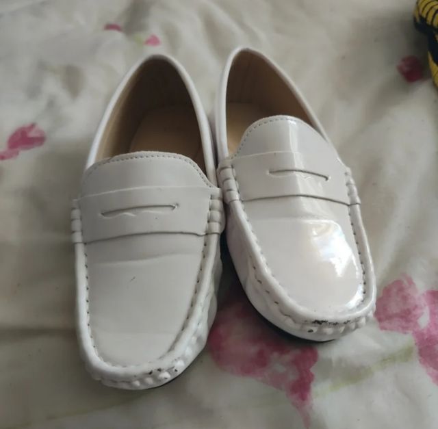 Mocasines blancos niño