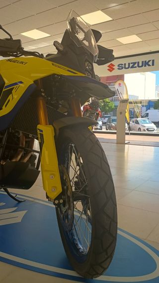 SUZUKI V STROM 800 DE