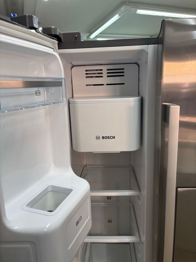 americana  Bosch - Refrigerador Acero bosch