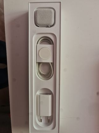 Apple Watch Serie 5 - 40mm - Blanca y Negra