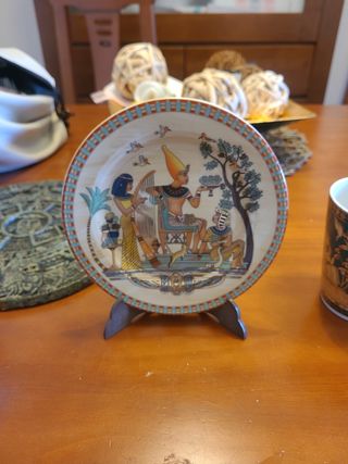 Plato y vaso cerámica pintada a mano