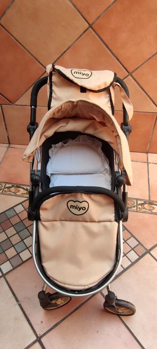 Cochecito Muñecas Miyo Beige
