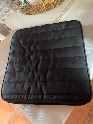 4 Sillas altas Ikea - cocina 9€/u. + 1€ /u. cojín