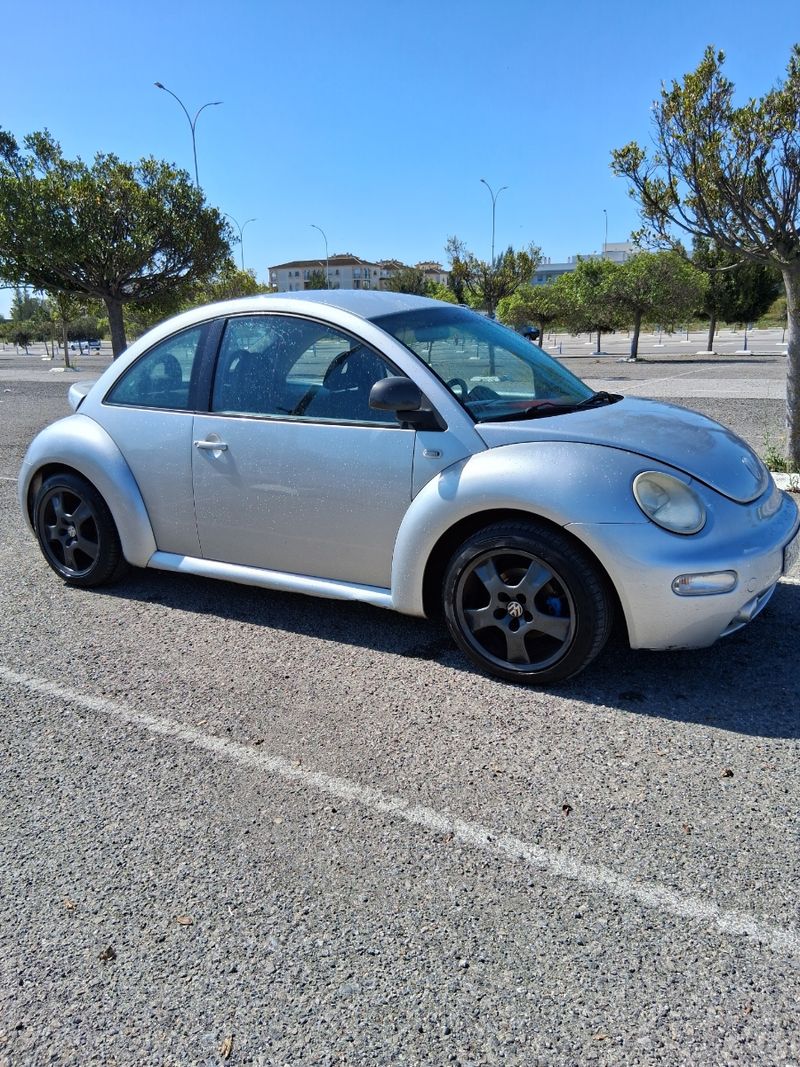 Volkswagen Beetle 2000 - foto 1