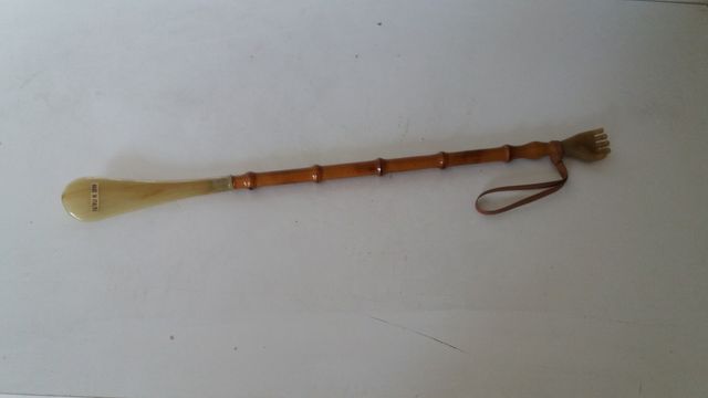 Calzador vintage de madera y hueso