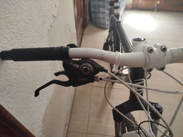 Cannondale Black Trail - Bicicleta montaña