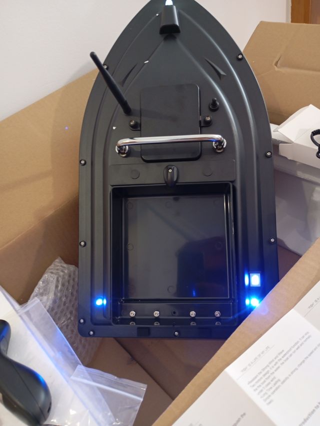 BARCO CEBO 
"NUEVO SIN USO"