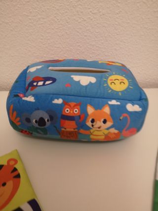 Caja pañuelos de juguete, de tela. Bebé
