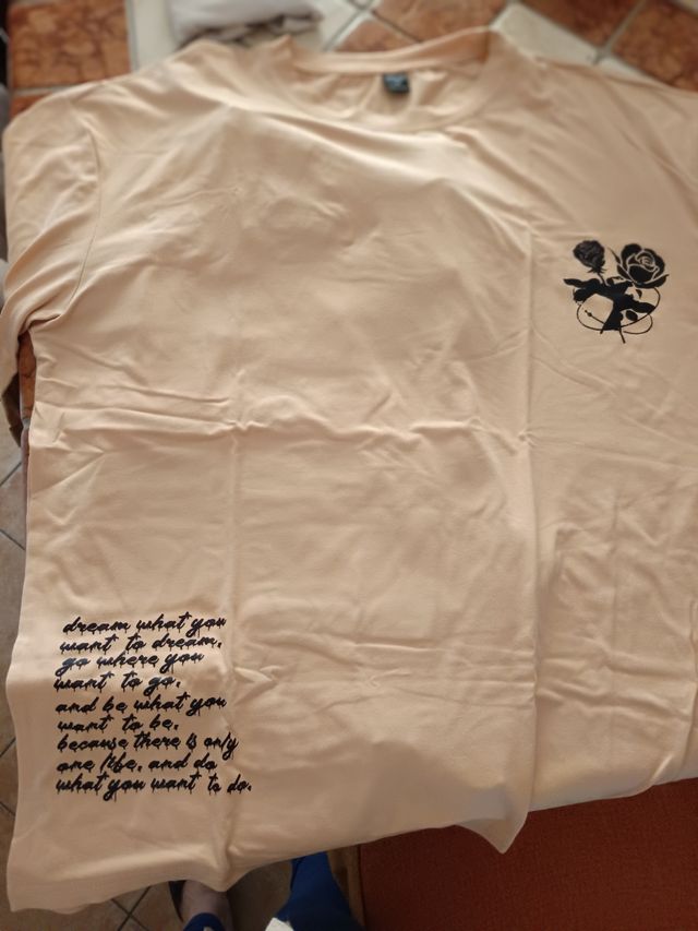 Completo sportivo beige