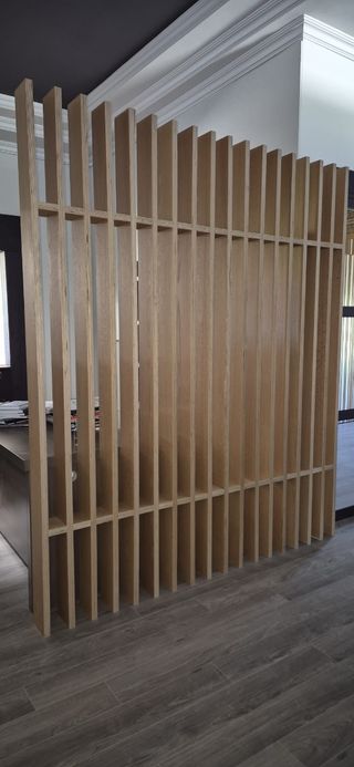 Separador ambiente madera roble