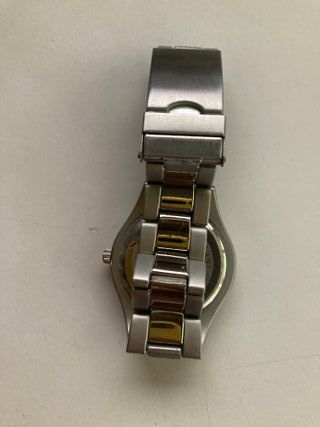 Reloj Sami.