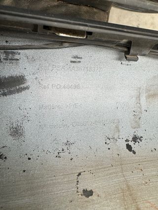 Defensa Peugeot 5008