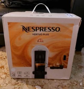 Cafetera Nespresso Vertuo Plus Blanca