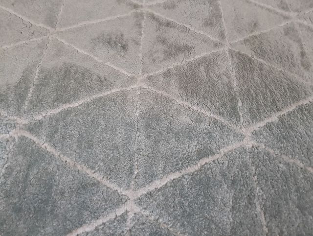 Alfombra azul y blanca 160x230cm