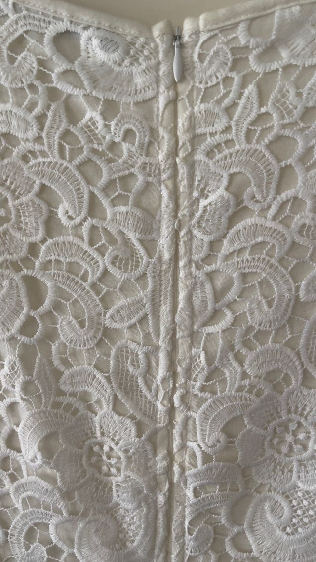 Vestido encaje beige-blanco, gris