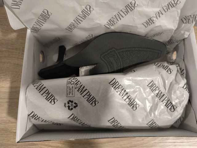 Zapatos Dream Pairs grises