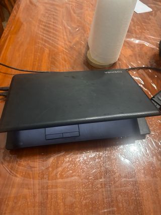 Portátil Toshiba Satellite negro