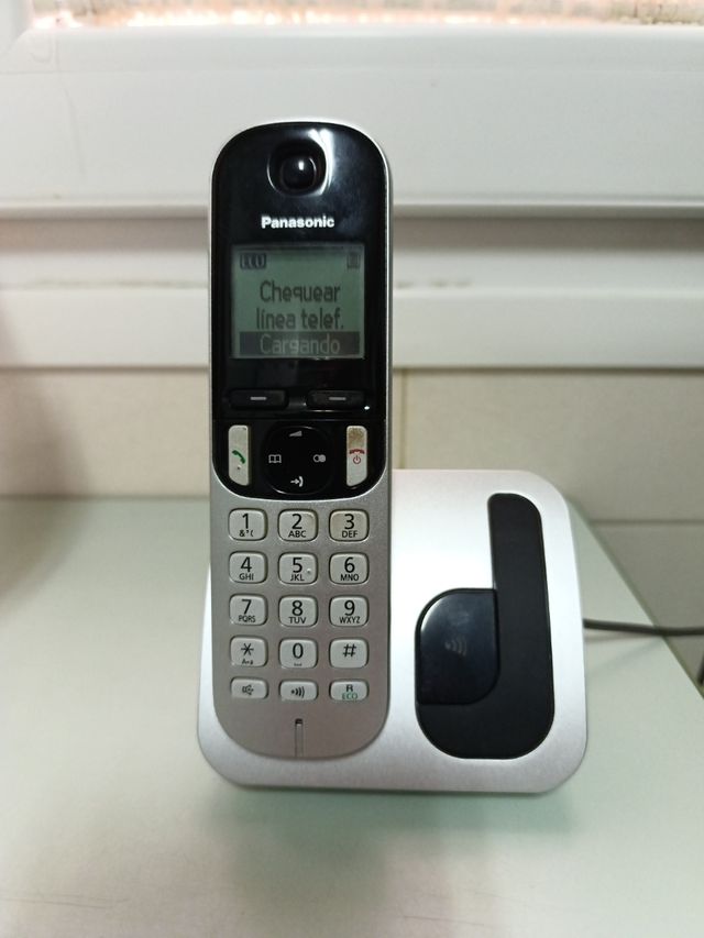 Teléfono Panasonic inalámbrico