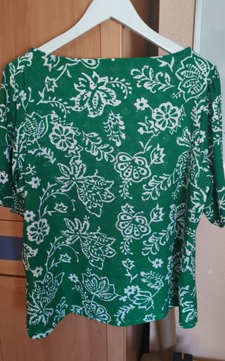 Camiseta estampada verde mujer talla 50