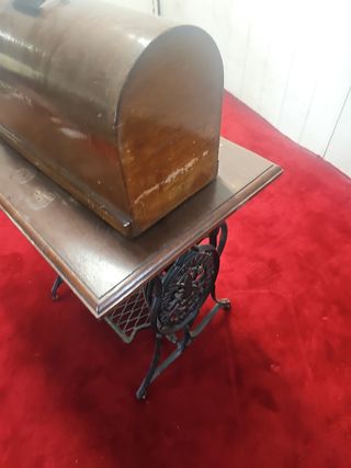 Máquina coser Singer antigua