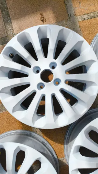 4 Llantas Ford  15" 4x100 ET40  Ford originales