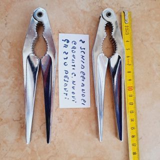 Schiaccianoci metallo 230gr