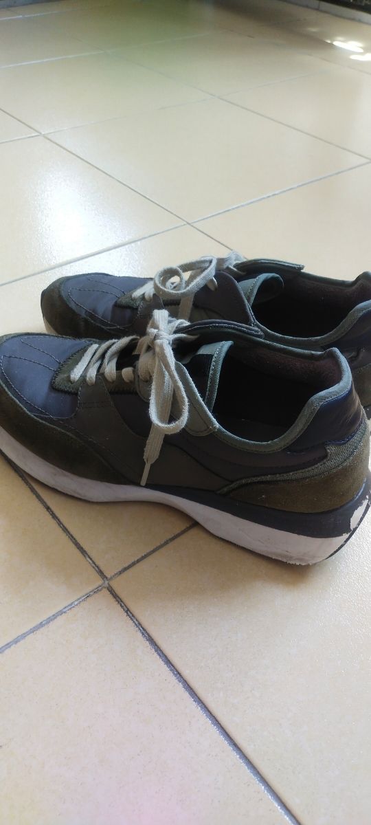 Zapatillas Zara - Verde Oliva - 41