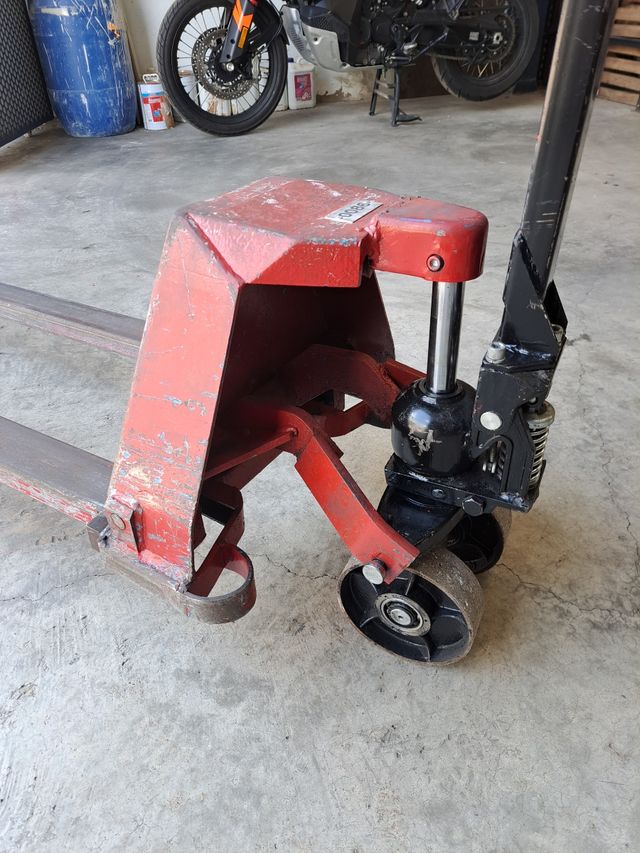 Transpaleta Extra larga 