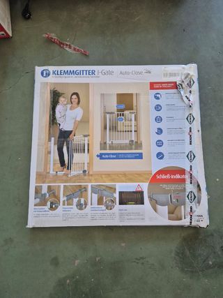 Reja seguridad bebé autocierre