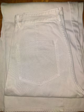 Pantalones campana Massimo Dutti blancos